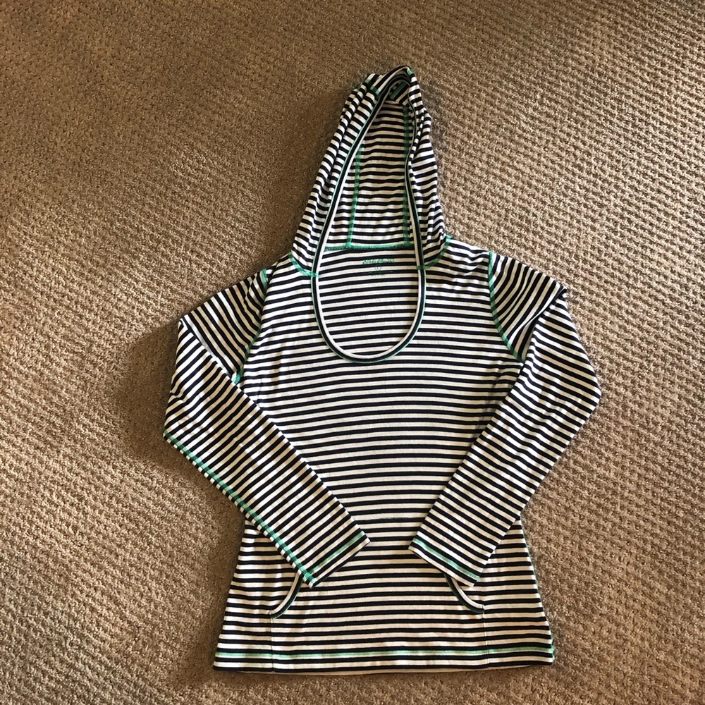 NWOT Eddie Bauer Hoodie